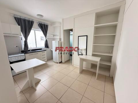 Apartamento para alugar em Maringá, Zona 07, com 1 suíte, com 23 m², CHAPLIN IV