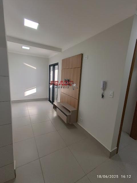 Apartamento à venda e para alugar em Maringá, Zona 7, com 2 quartos, com 44 m²