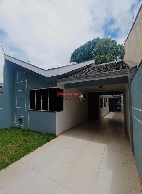 Casa à venda em Maringá, Jardim Santa Helena, com 3 quartos, com 100 m²