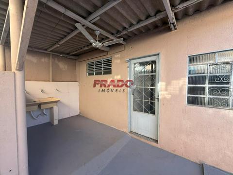 Casa para alugar em Maringá, Jardim Alvorada, com 2 quartos, com 75 m²