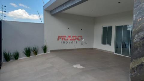 Casa à venda em Maringá, Bom Jardim, com 3 suítes, com 150 m²